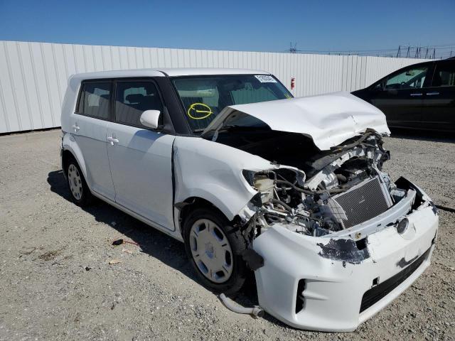 Toyota Scion xb (2015)
