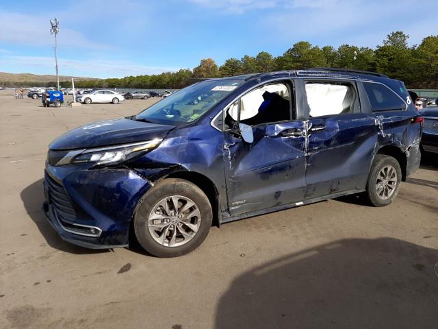 Toyota Sienna xle (2021)