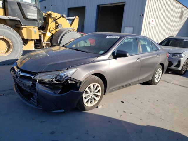 Toyota Camry le a (2017)
