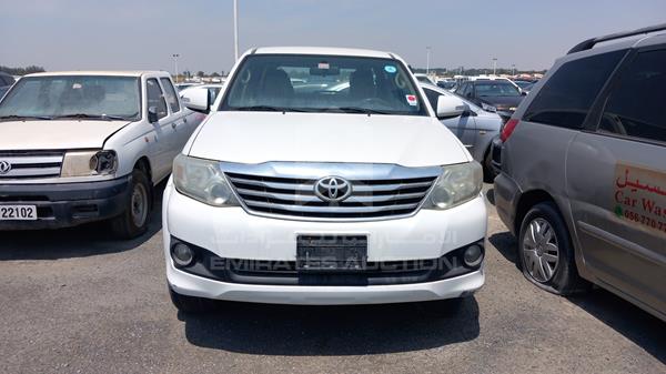 Toyota Fortuner (2013)