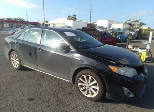 Toyota Camry hybrid (2013)