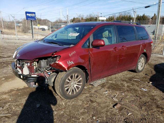 Toyota Sienna xle (2013)