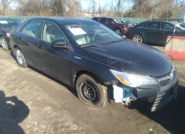 Toyota Camry hybrid (2016)