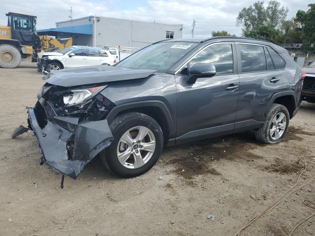 Toyota Rav4 xle (2021)