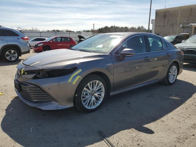 Toyota Camry hybr (2019)