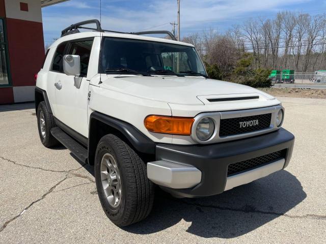 Toyota Fj cruiser (2012)