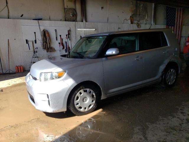 Toyota Scion xb (2012)