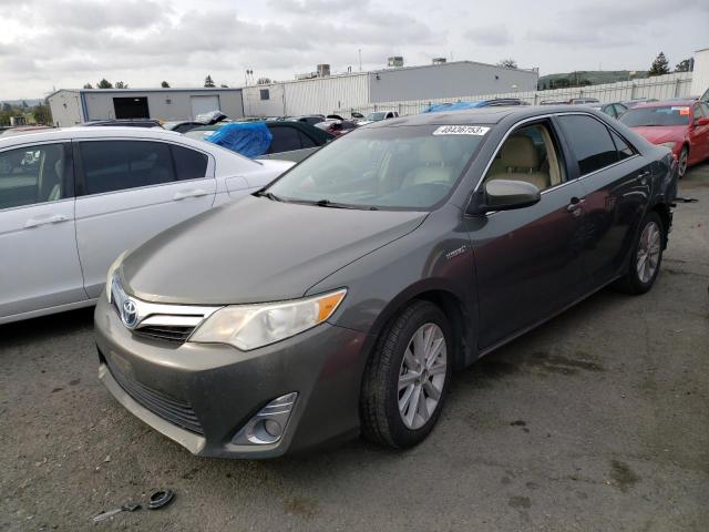 Toyota Camry hybr (2013)