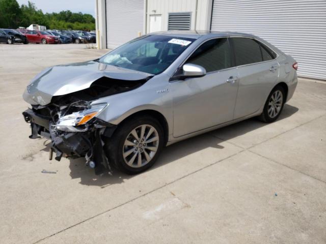 Toyota Camry hybr (2015)