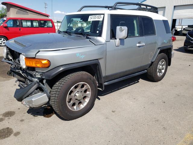Toyota Fj cruiser (2012)