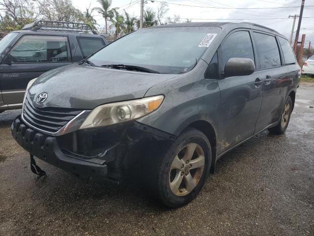 Toyota Sienna bas (2012)
