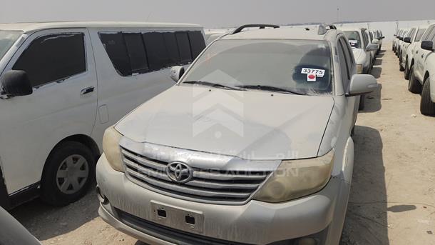 Toyota Fortuner (2012)