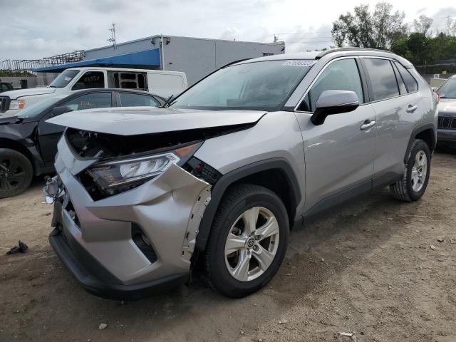 Toyota Rav4 xle (2021)