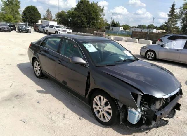 Toyota Avalon (2010)