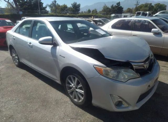 Toyota Camry hybrid (2012)