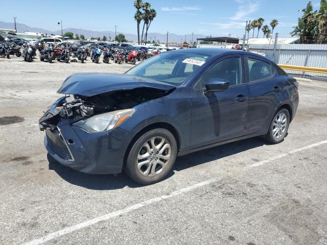 Toyota Scion ia (2016)