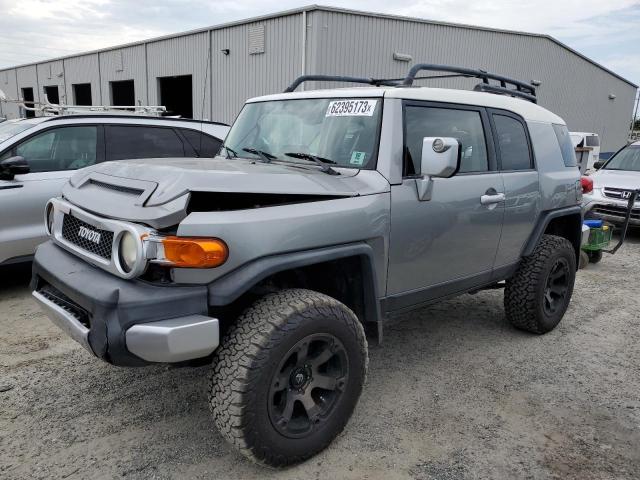 Toyota Fj cruiser (2011)