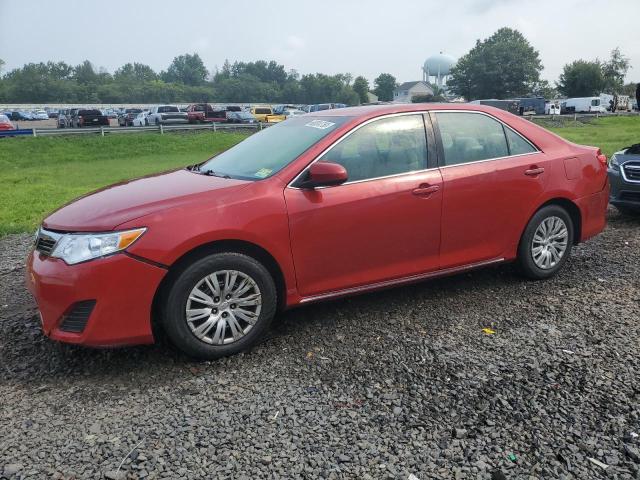 Toyota Camry le a (2012)