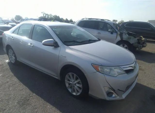 Toyota Camry hybrid (2012)
