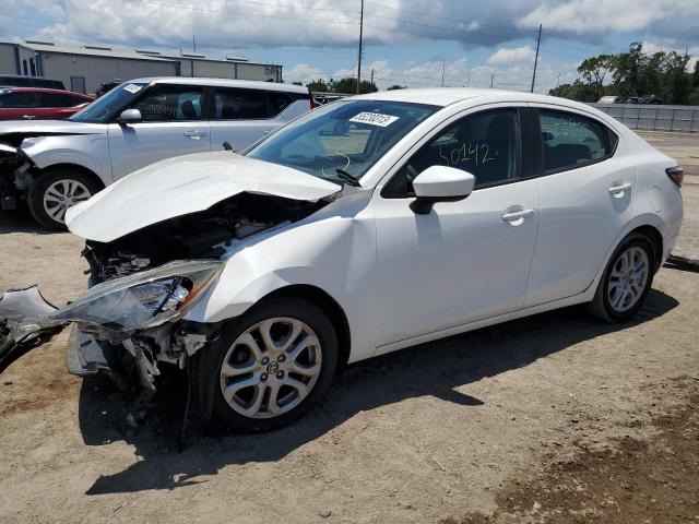 Toyota Scion ia (2016)