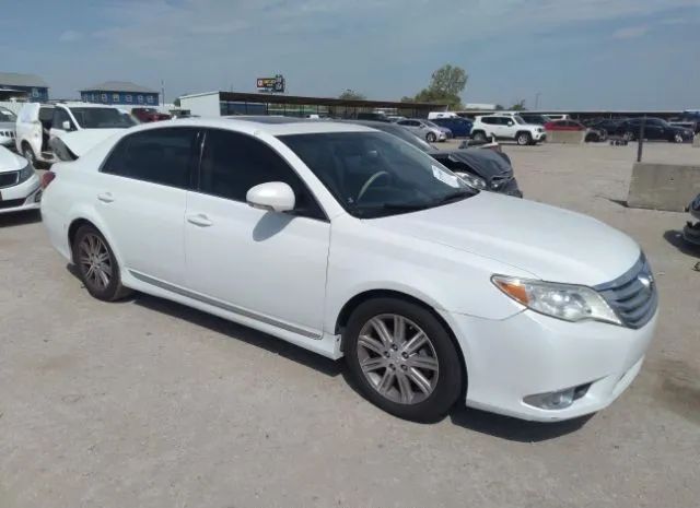 Toyota Avalon (2012)