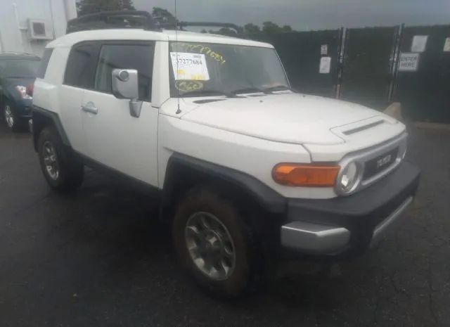 Toyota Fj cruiser (2012)
