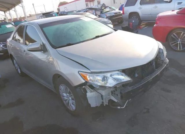 Toyota Camry hybrid (2014)