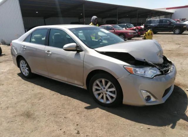 Toyota Camry hybrid (2013)