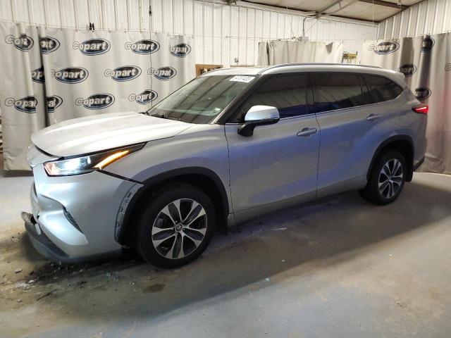 Toyota Highlander (2021)