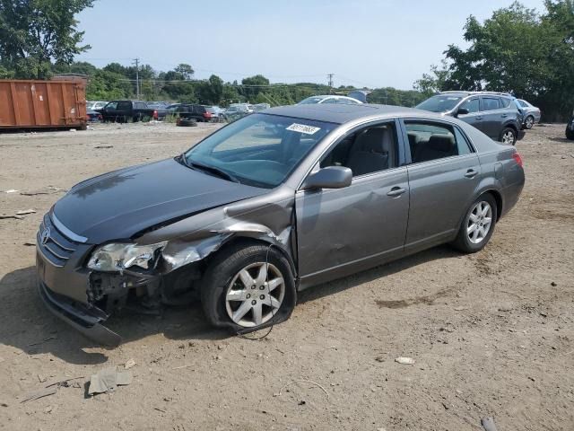 Toyota Avalon xl (2006)