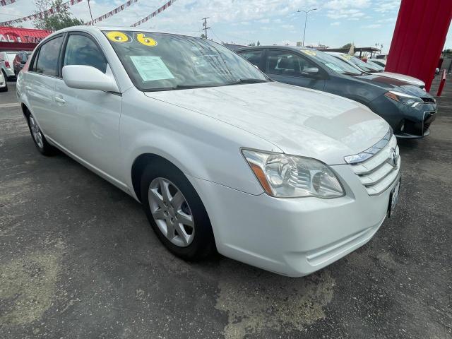 Toyota Avalon xl (2006)