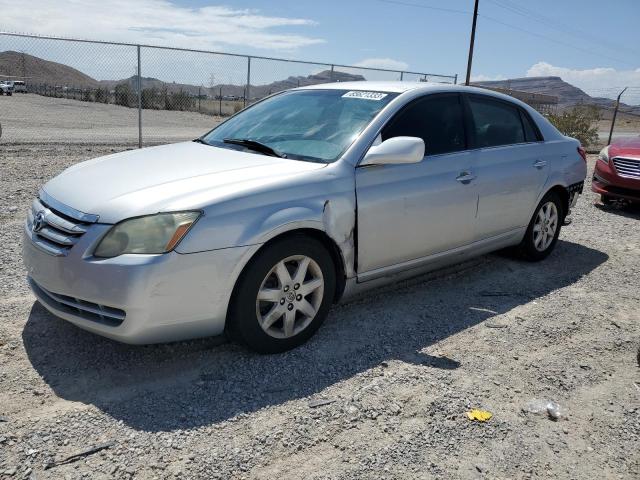 Toyota Avalon xl (2006)