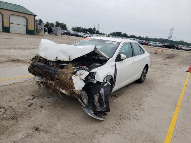 Toyota Camry hybr (2015)