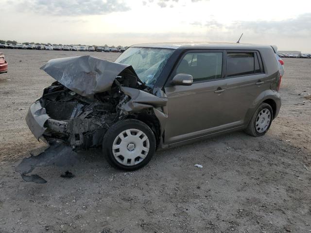 Toyota Scion xb (2015)