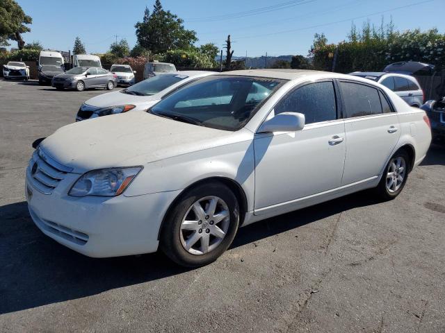Toyota Avalon xl (2007)