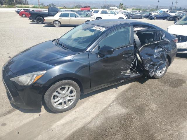 Toyota Scion ia (2016)