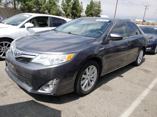 Toyota Camry hybr (2013)