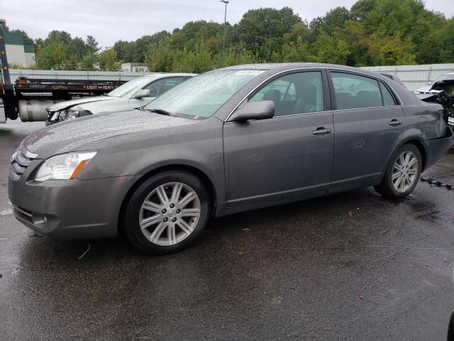 Toyota Avalon xl (2006)