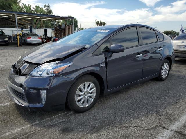 Toyota Prius plug (2014)