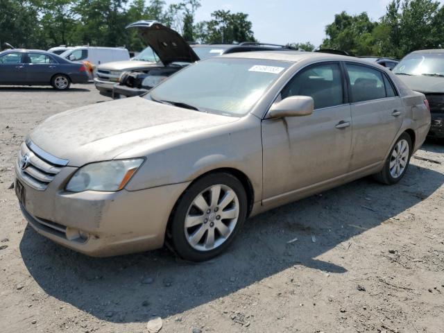 Toyota Avalon xl (2005)