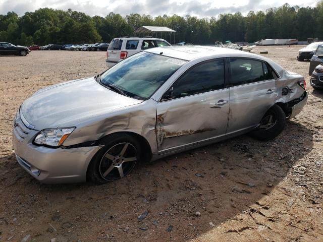 Toyota Avalon xl (2005)