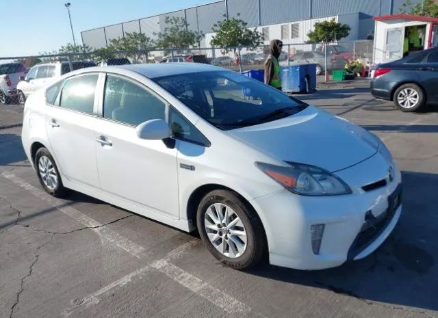 Toyota Prius plug-in (2012)