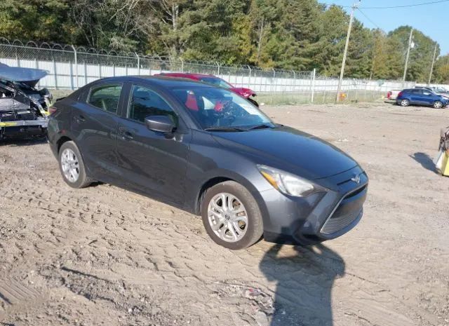 Toyota Scion ia (2016)