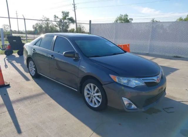 Toyota Camry hybrid (2012)