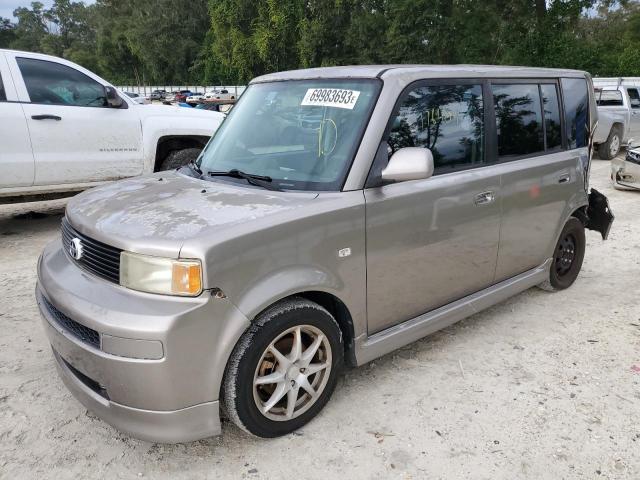 Toyota Scion xb (2004)