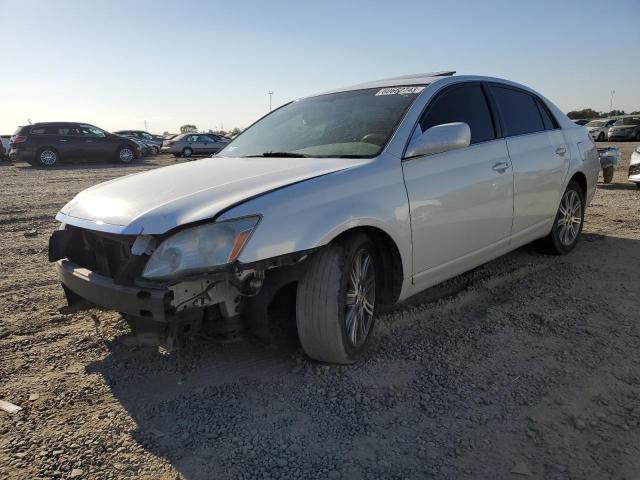 Toyota Avalon xl (2005)