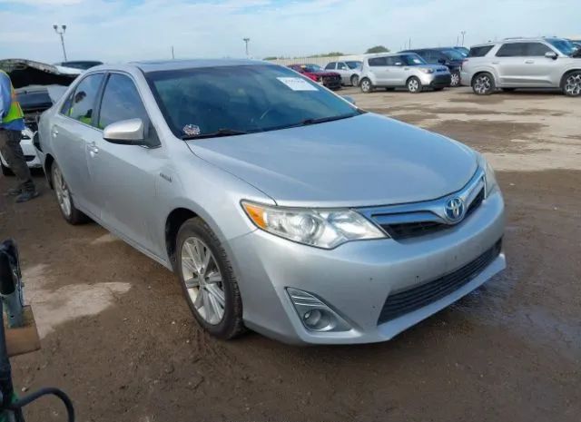 Toyota Camry hybrid (2012)