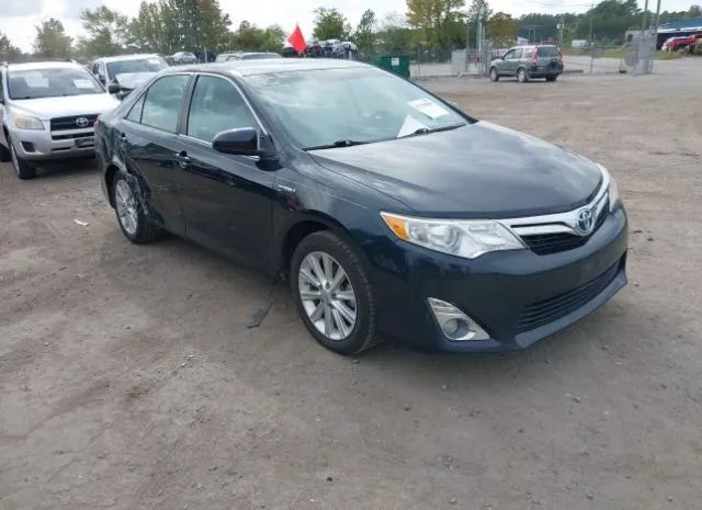 Toyota Camry hybrid (2013)