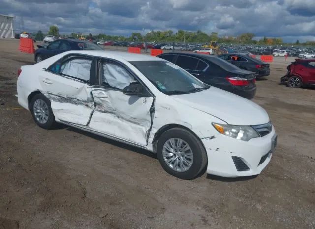 Toyota Camry hybrid (2013)