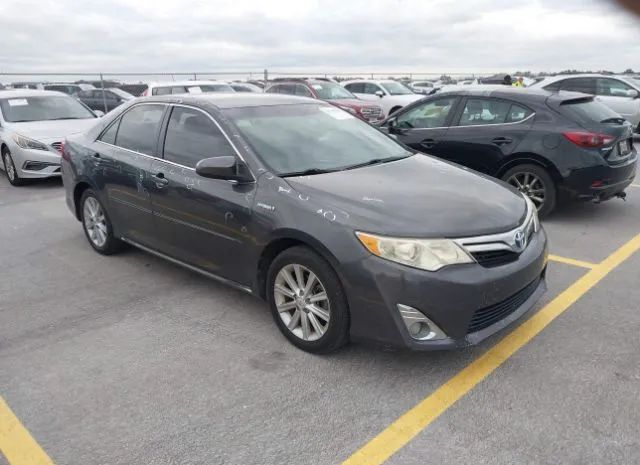 Toyota Camry hybrid (2012)